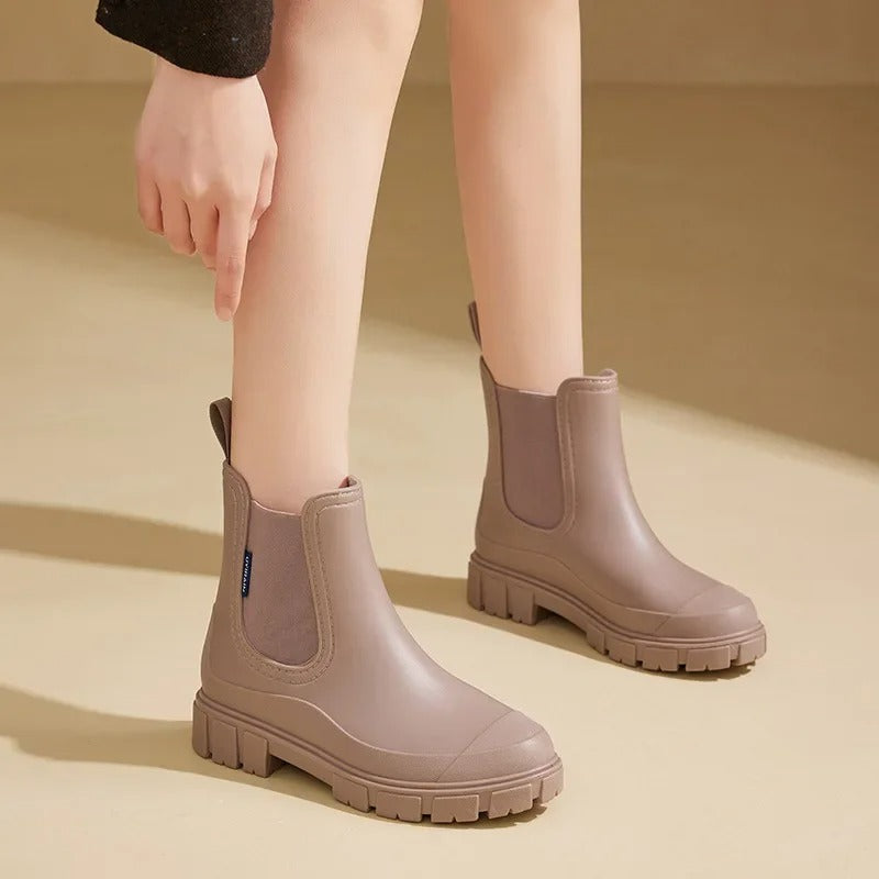 WATERPROOF CHELSEA BOOTS ARE THE NEW FASHION